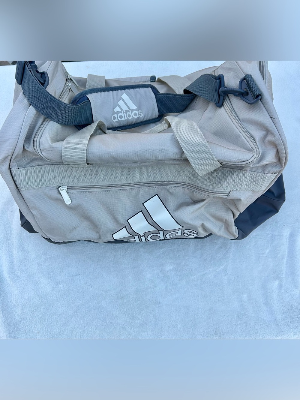 Adidas Defender IV Medium Duffel Gym Bag Gray
